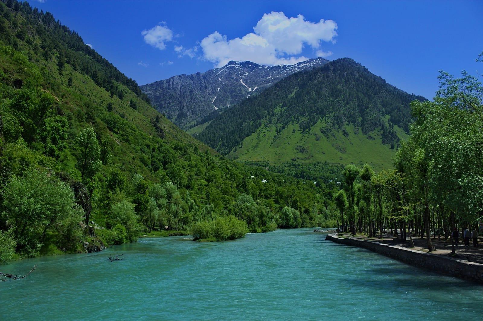 7 Days Kashmir Honeymoon Tour