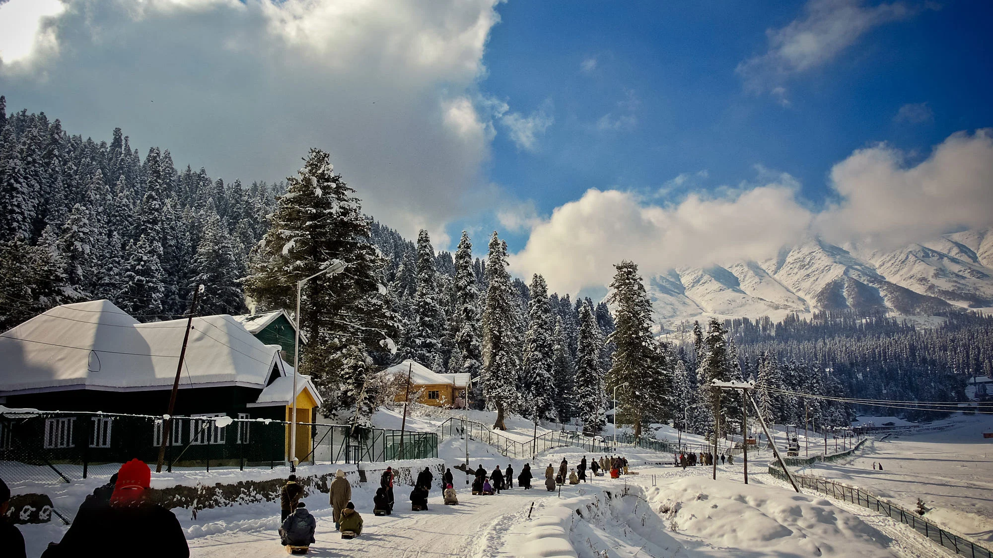 Best Kashmir Family Tour